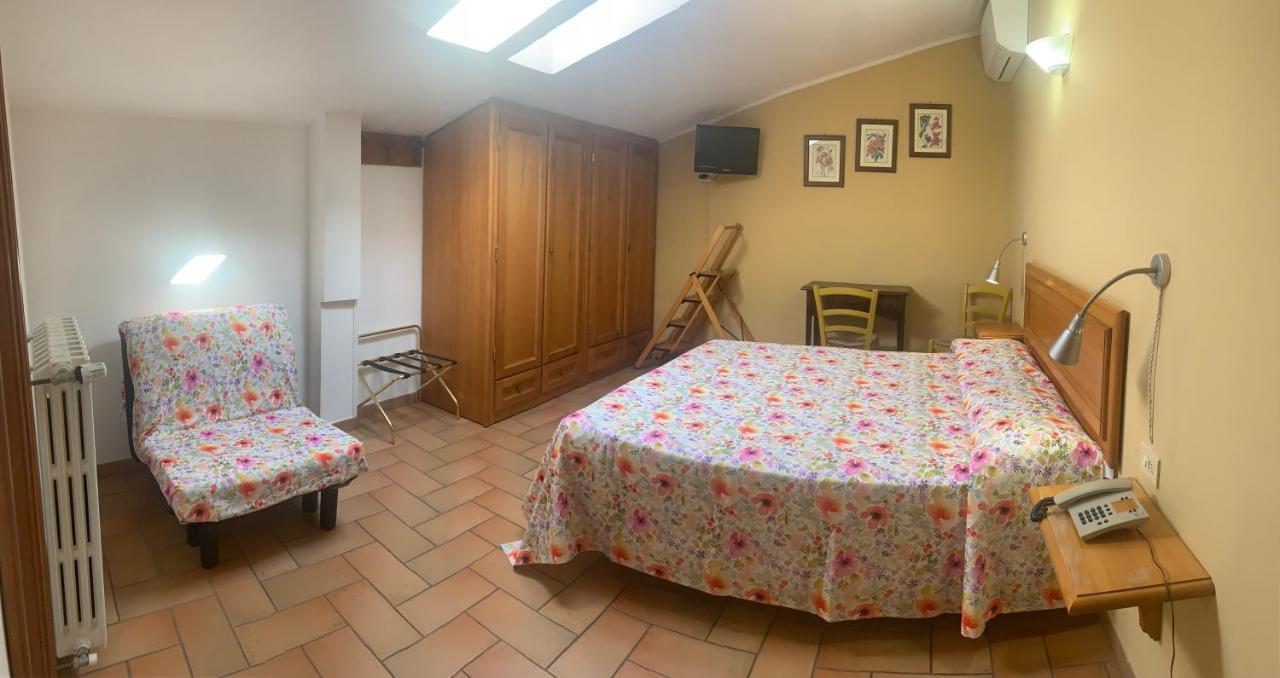 Agriturismo Il Castello Assisi Eksteriør billede