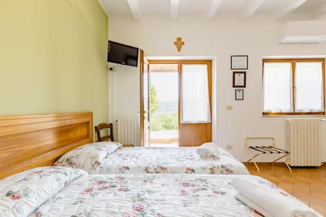 Agriturismo Il Castello Assisi Eksteriør billede