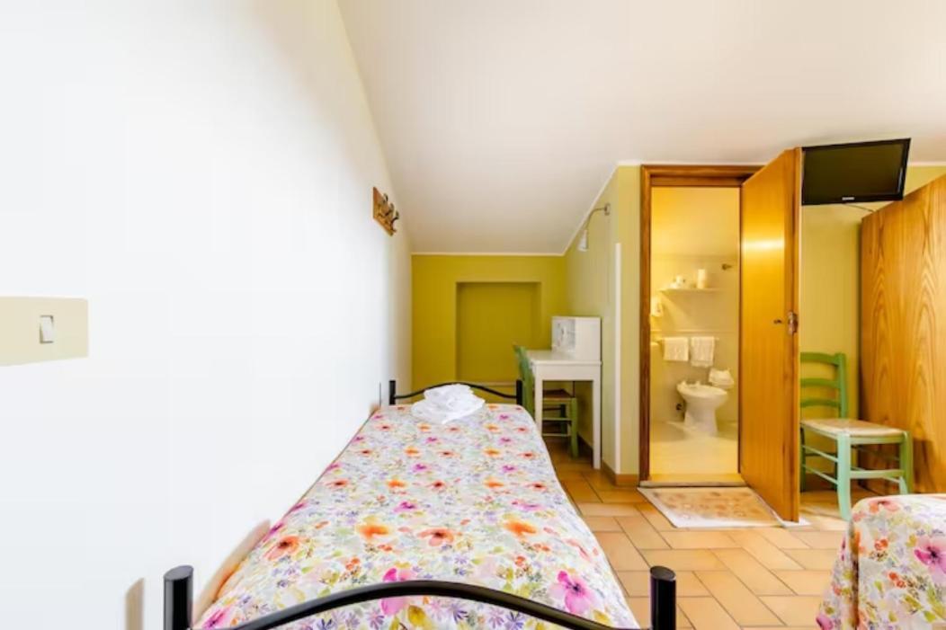 Agriturismo Il Castello Assisi Eksteriør billede