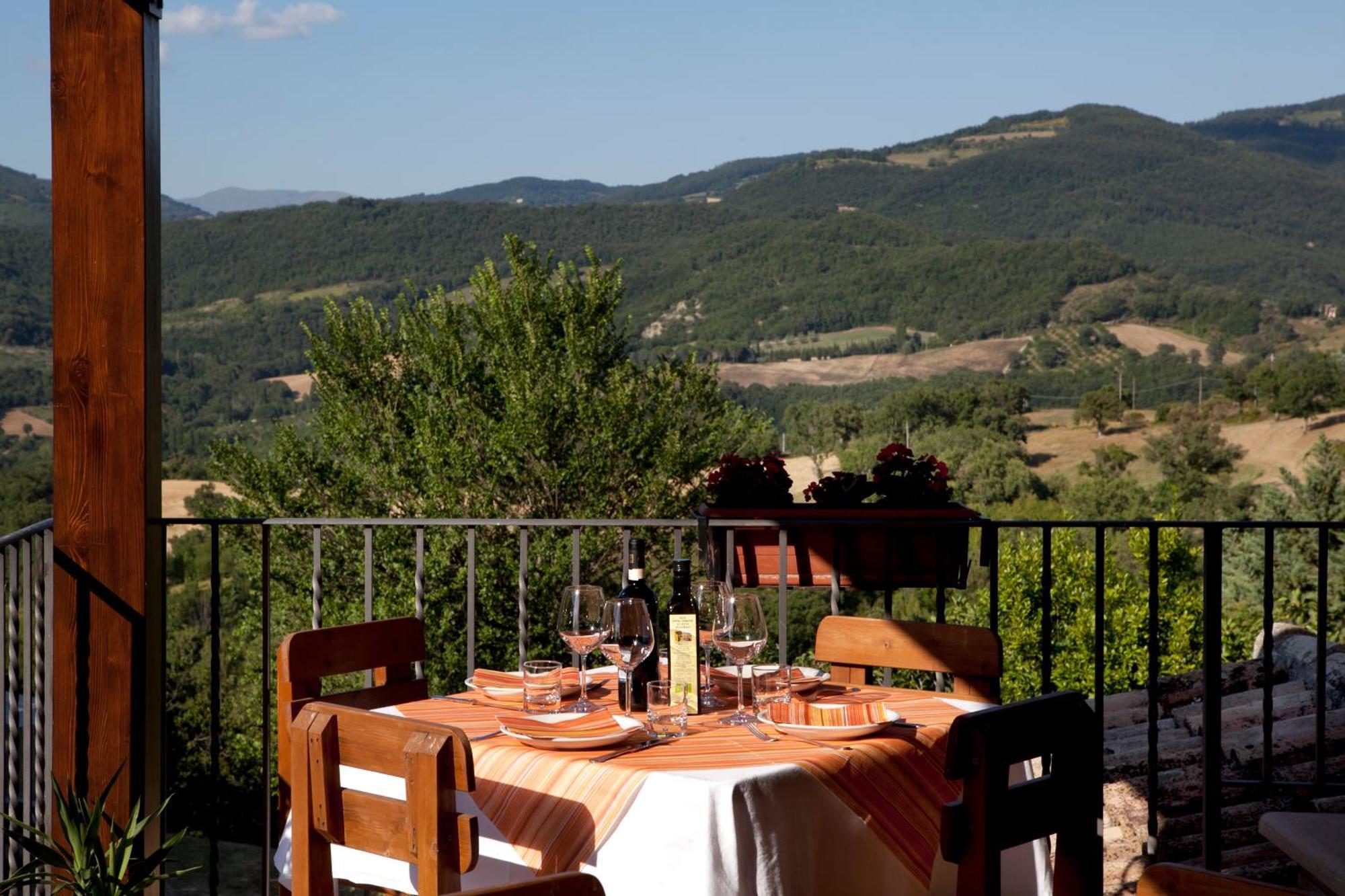Agriturismo Il Castello Assisi Eksteriør billede