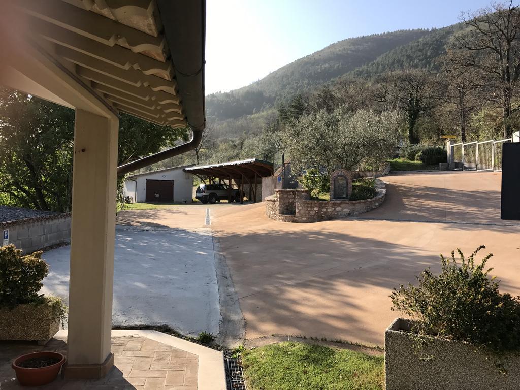 Agriturismo Il Castello Assisi Eksteriør billede