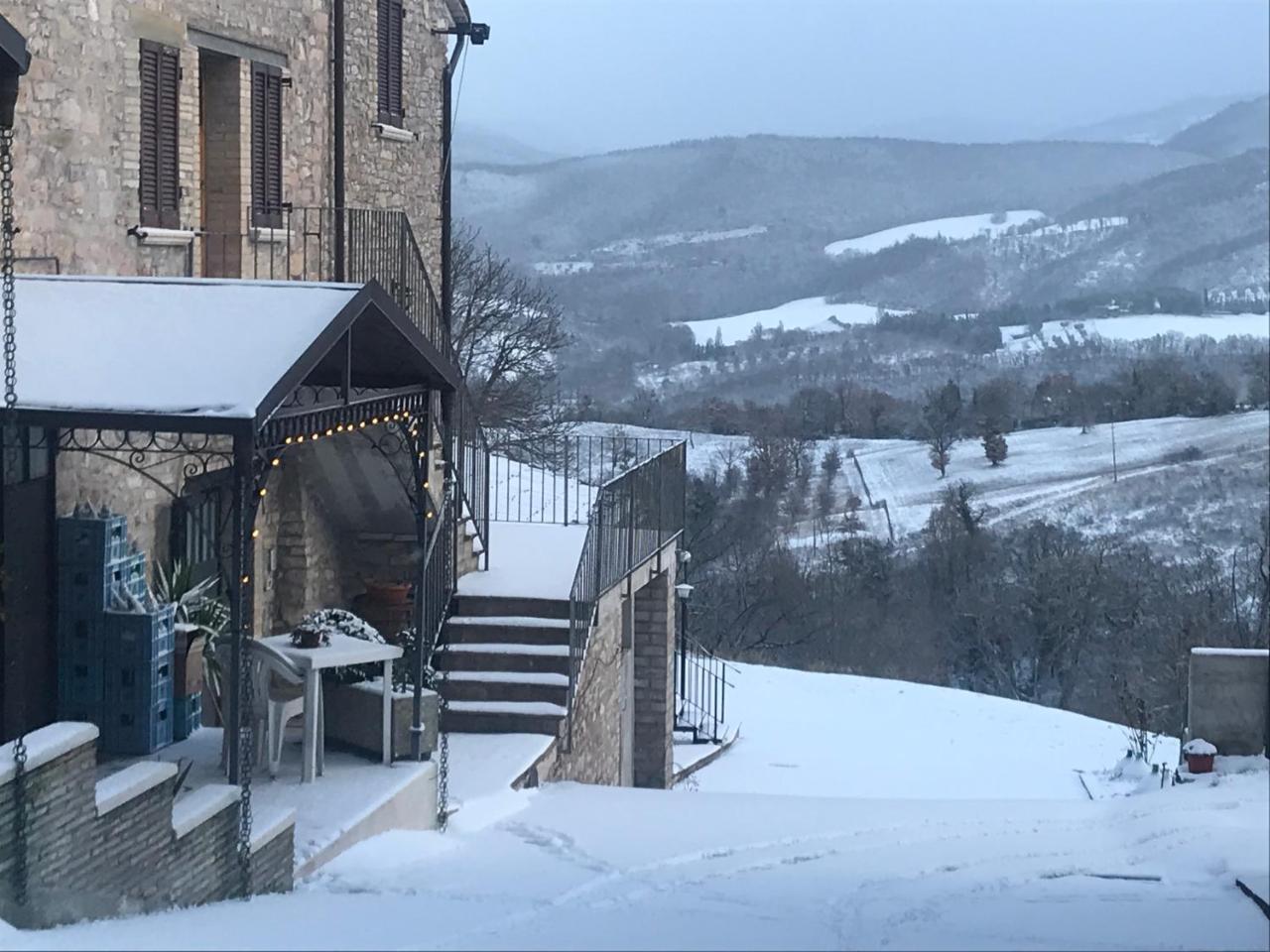 Agriturismo Il Castello Assisi Eksteriør billede